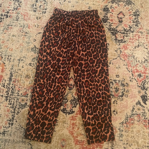 NWOT J.Crew Cropped Leopard Print Pants - Picture 2 of 4